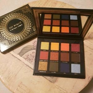 Ace Beaute Vintage Dawn Eyeshadow Palette